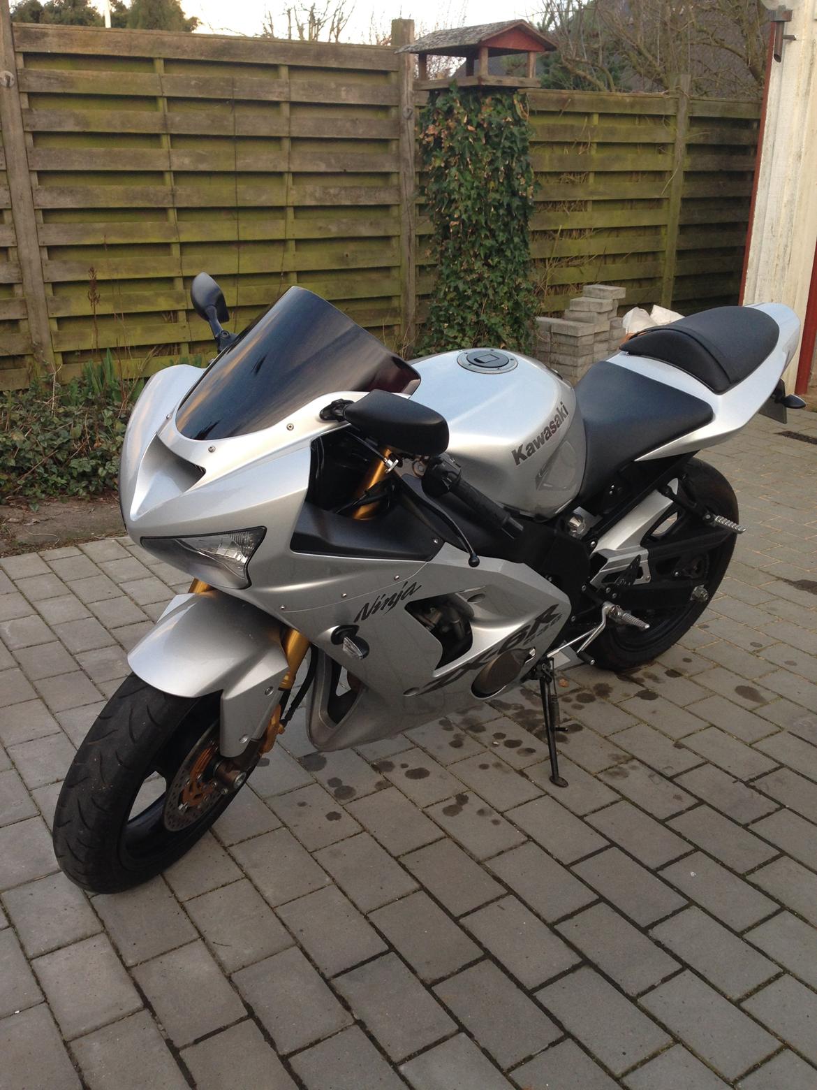 Kawasaki zx6r 636 billede 2