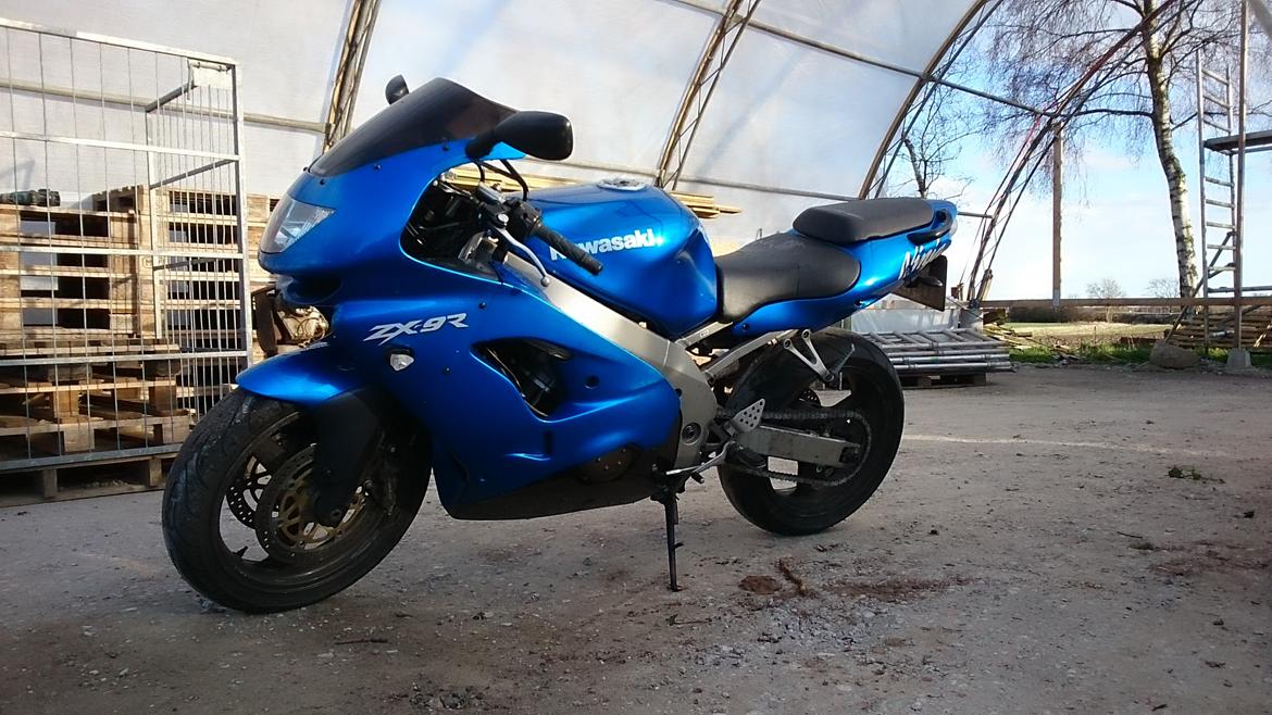 Kawasaki ZX9R Ninja billede 2