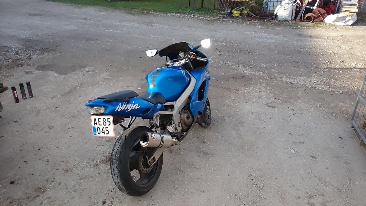 Kawasaki ZX9R Ninja billede 5