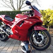 Honda CBR 600 F2