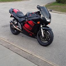 Suzuki Rf 600 R