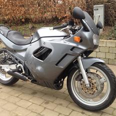 Suzuki Gsx 600 F