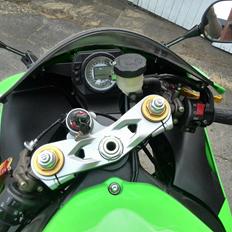 Kawasaki zx6r 636