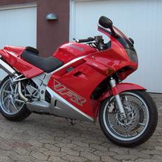 Honda VFR 750F