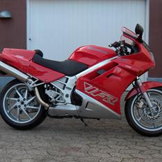 Honda VFR 750F