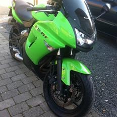 Kawasaki Er6F