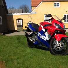 Honda CBR 600 F4i