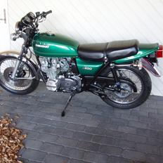 Kawasaki Z  650 B2