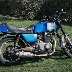 Suzuki GS 450