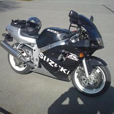Suzuki GSXR 600 SRAD Solgt :(