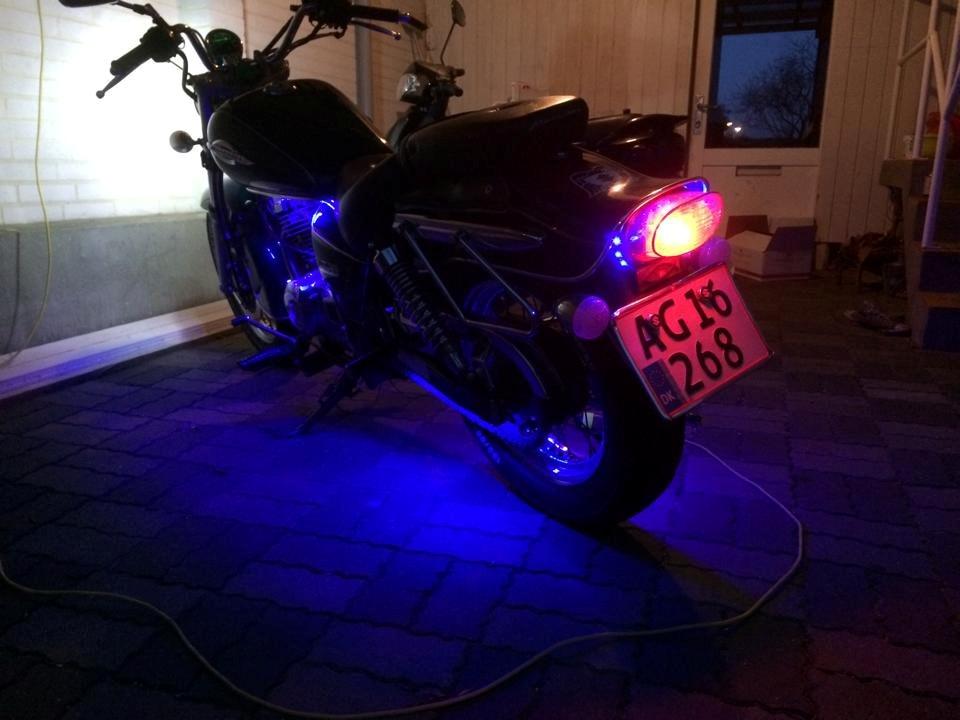 Suzuki GZ 250 Marauder billede 5