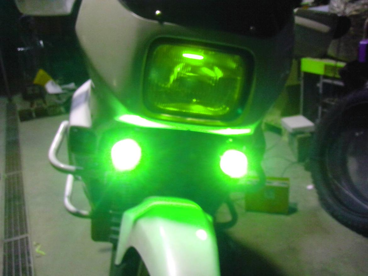 Honda XL600 V Transalp (PD06) - 2 X 10W LED spot billede 11