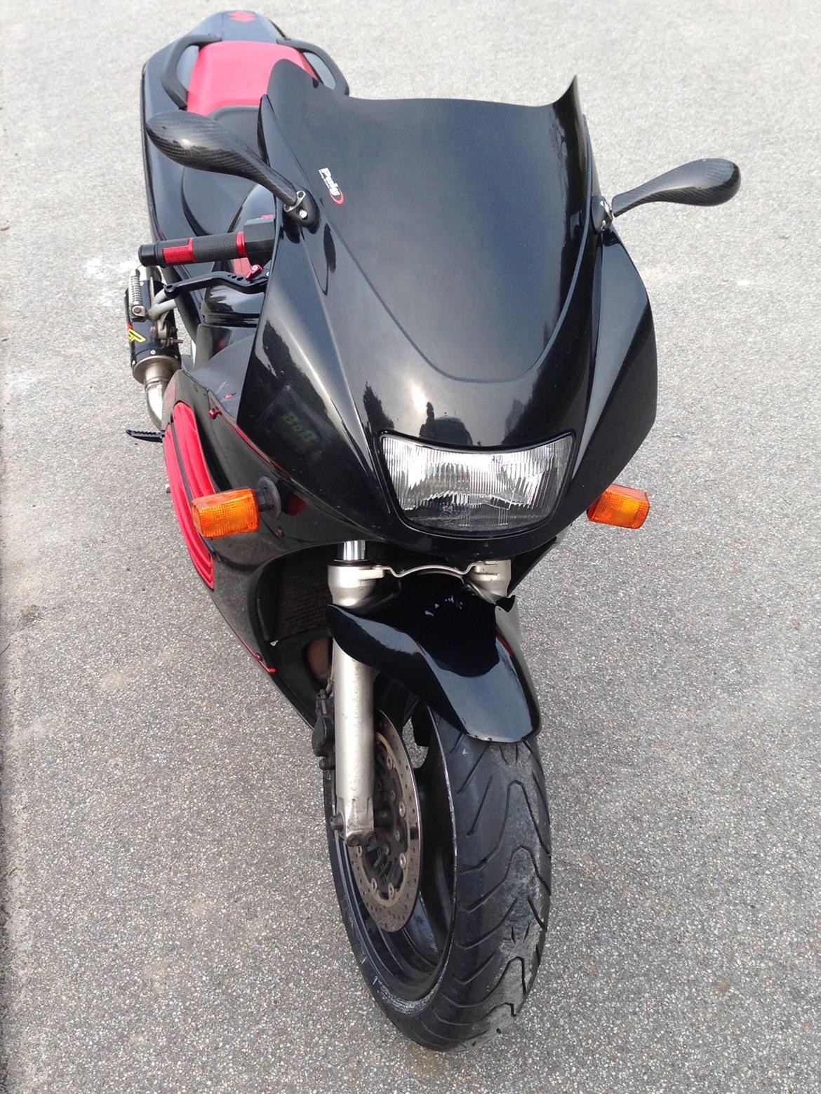 Suzuki Rf 600 R billede 1