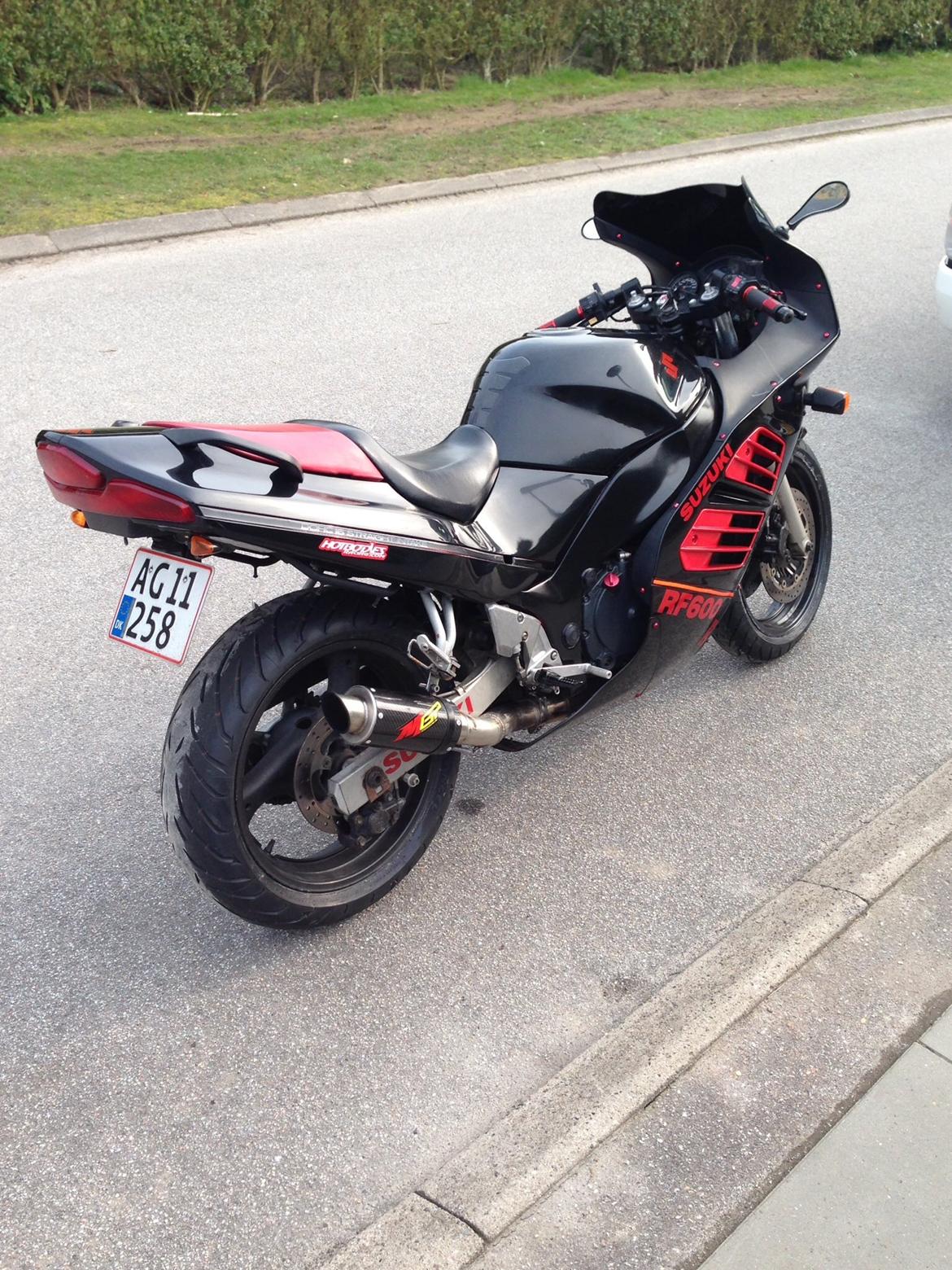 Suzuki Rf 600 R billede 5