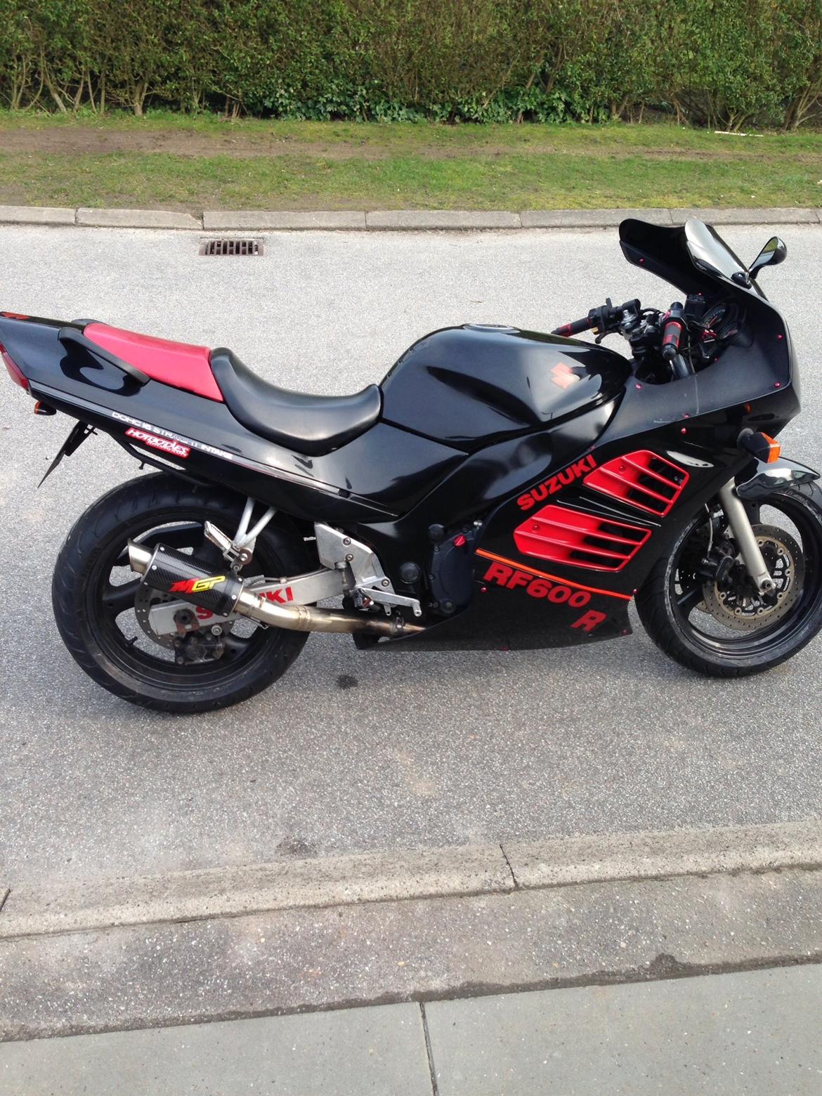 Suzuki Rf 600 R billede 7