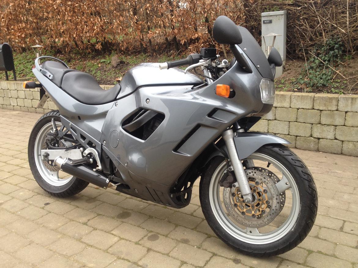 Suzuki Gsx 600 F billede 3