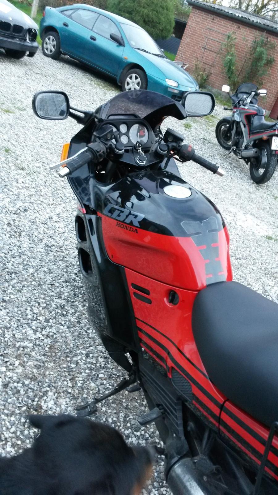 Honda CBR 1000F billede 6