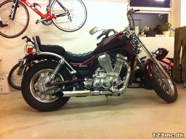 Suzuki Intruder 700 billede 3