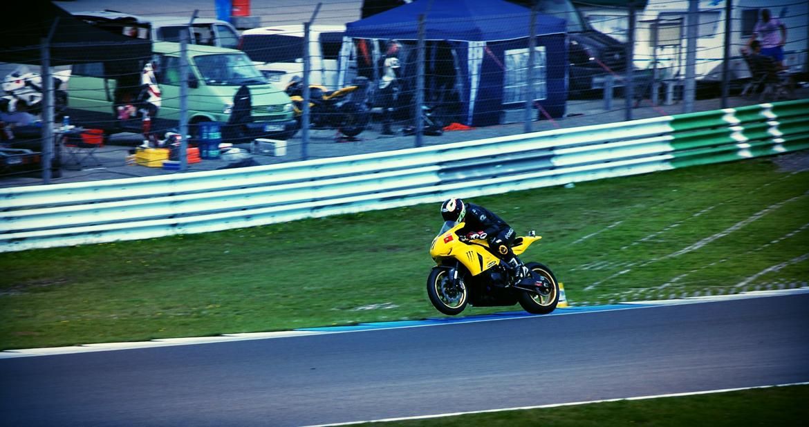 Yamaha YZF R1 RN22 - Solgt - Tidligere racer billede 13