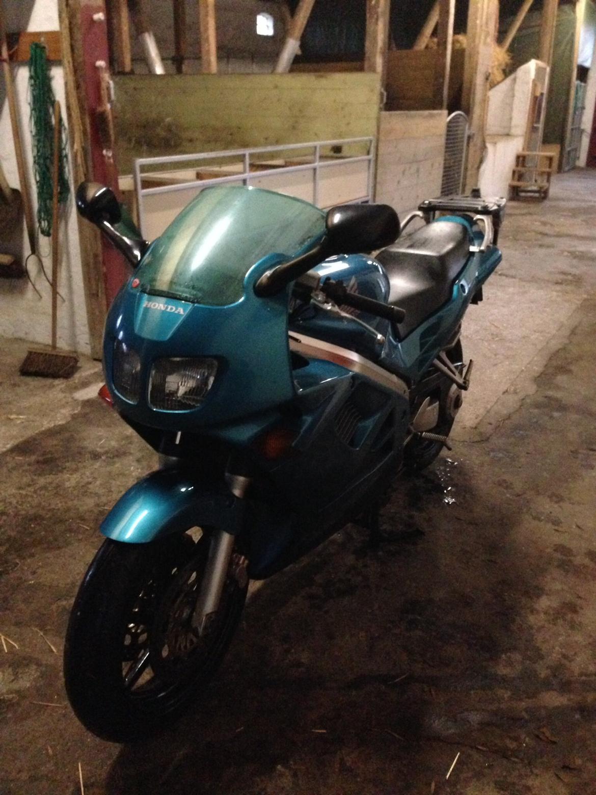 Honda VFR 750 rc 36 2 billede 3