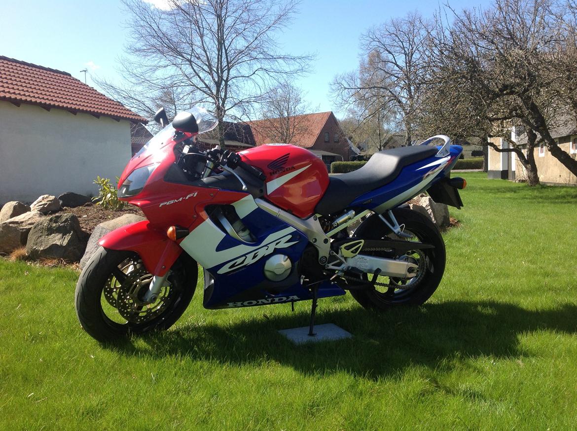 Honda CBR 600 F4i billede 4