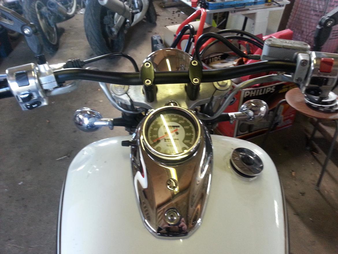 Yamaha xvs 650 Dragstar *Projekt* - Styr, håndtag og spejle skiftet billede 35