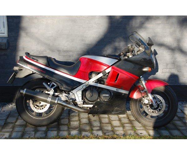 Kawasaki GPZ 600R billede 3