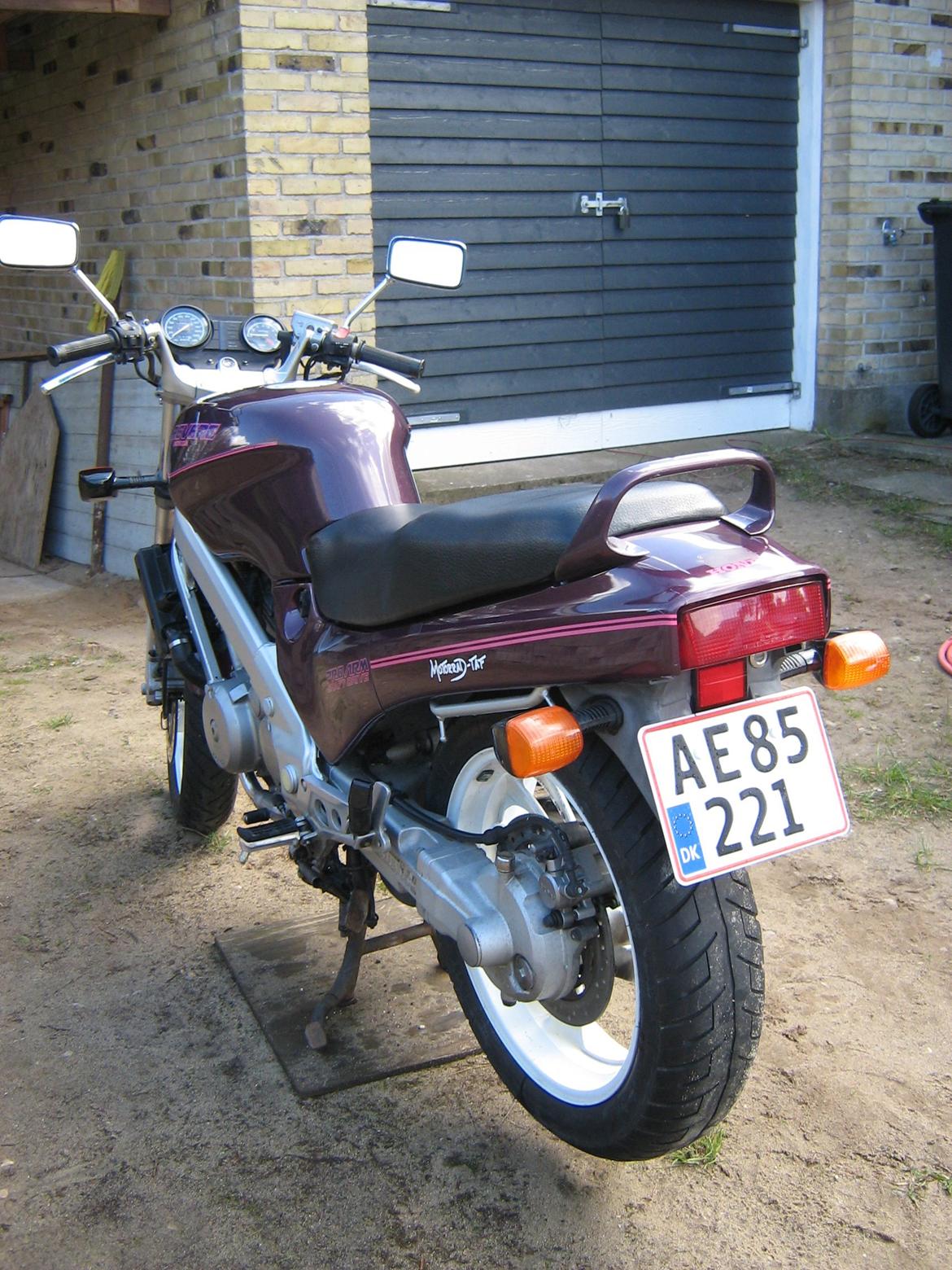 Honda NTV 650 Revere billede 6