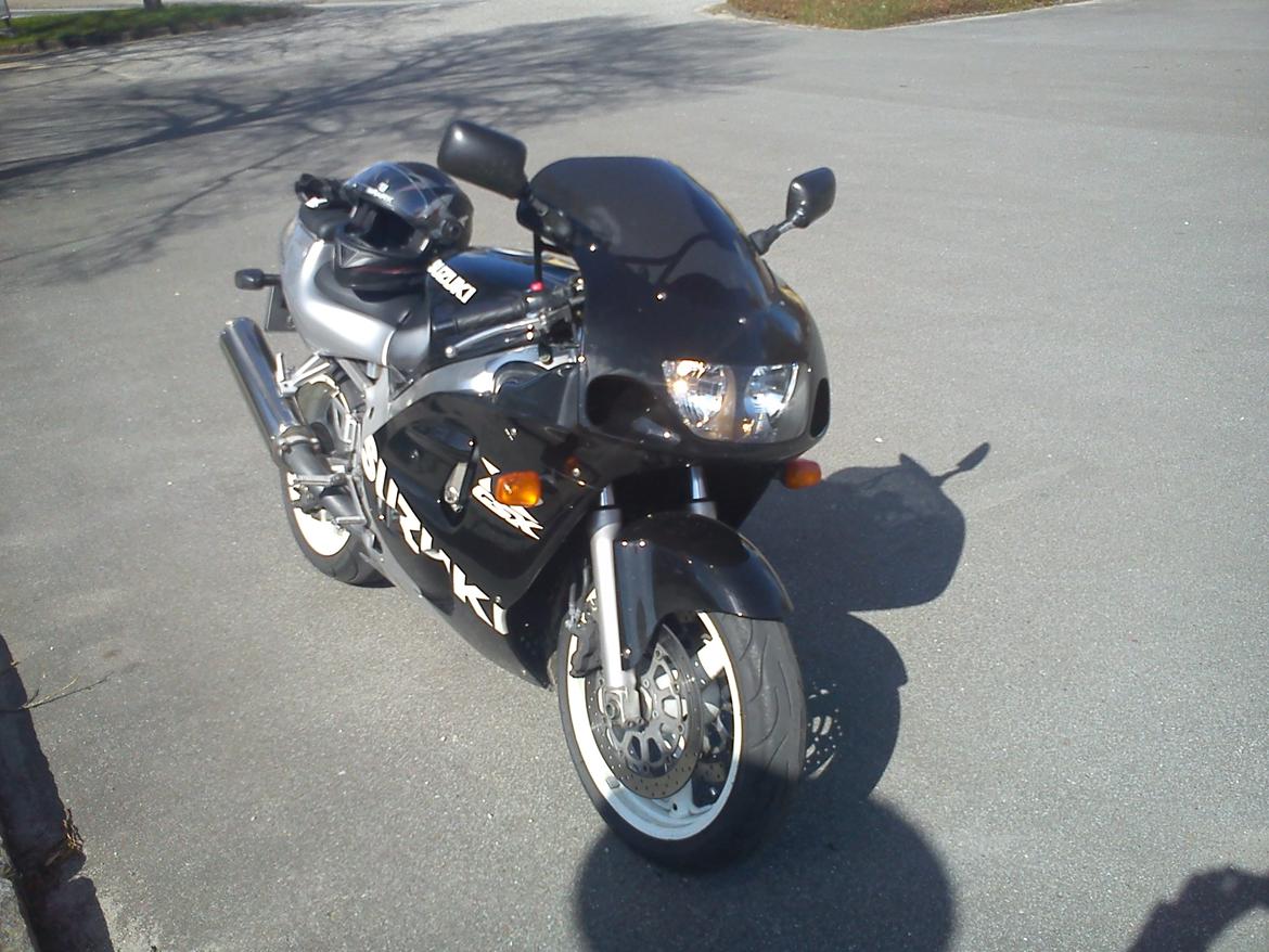 Suzuki GSXR 600 SRAD Solgt :( billede 2