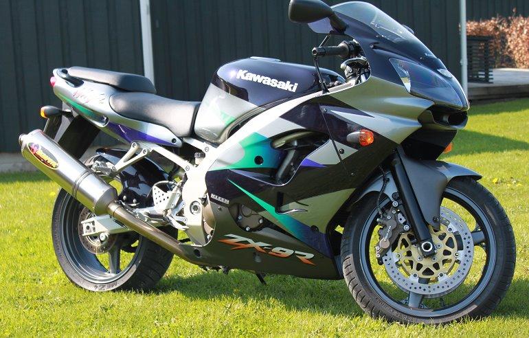Kawasaki ZX9R billede 4