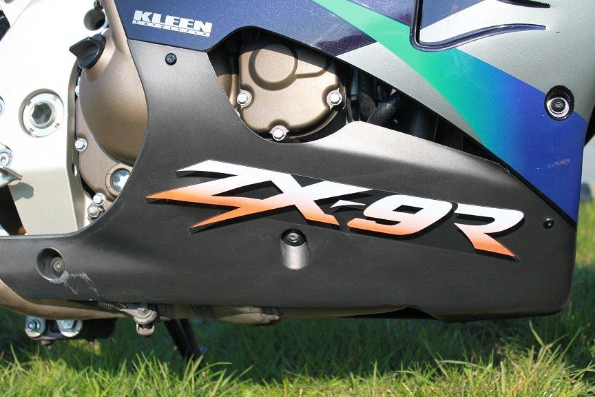 Kawasaki ZX9R billede 5