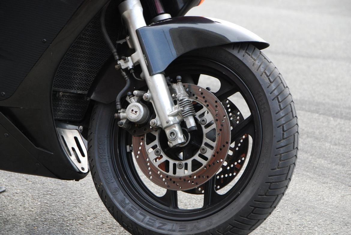 Kawasaki GPz 1000 RX *SOLGT* billede 7