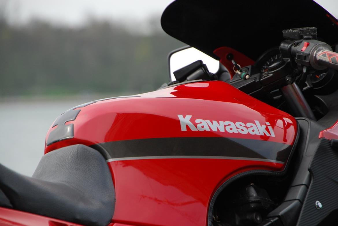 Kawasaki GPz 1000 RX *SOLGT* billede 21
