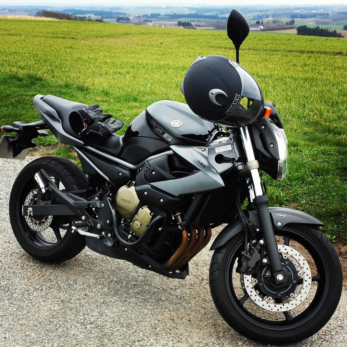 Yamaha XJ6N billede 2