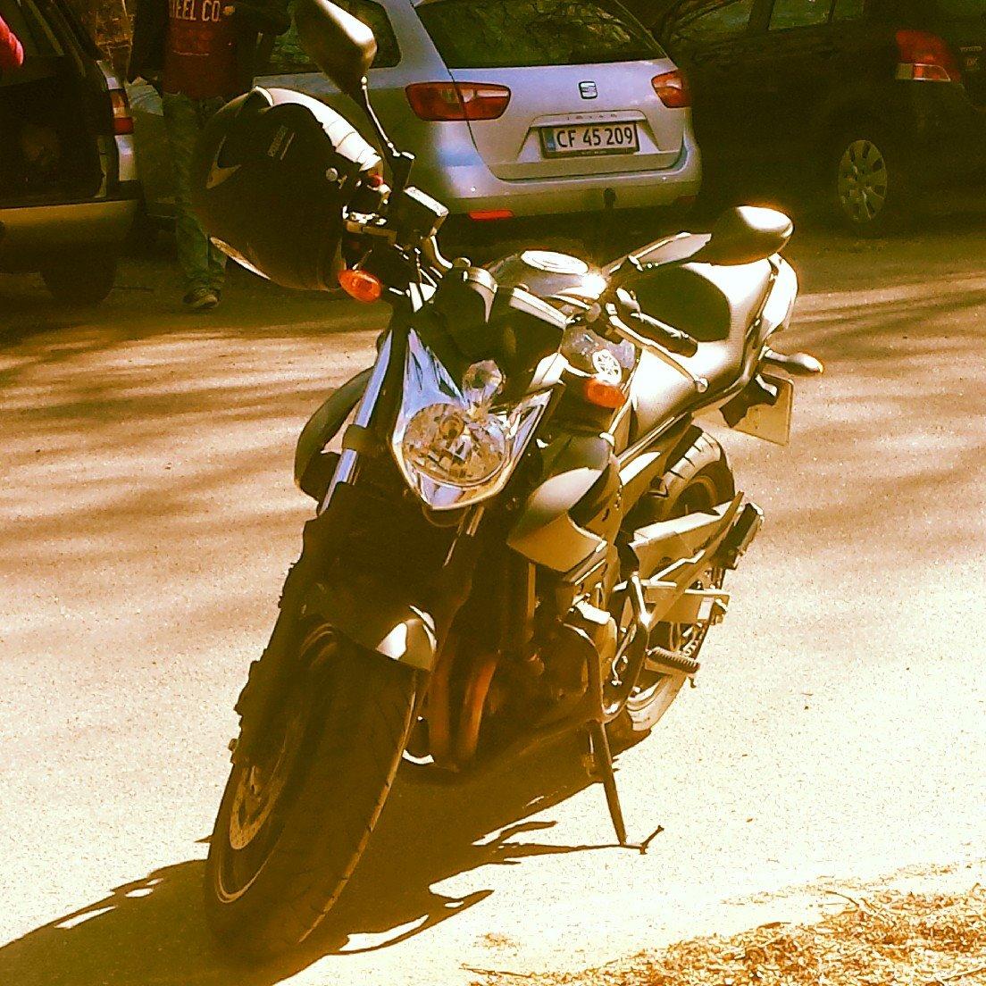 Yamaha XJ6N billede 4