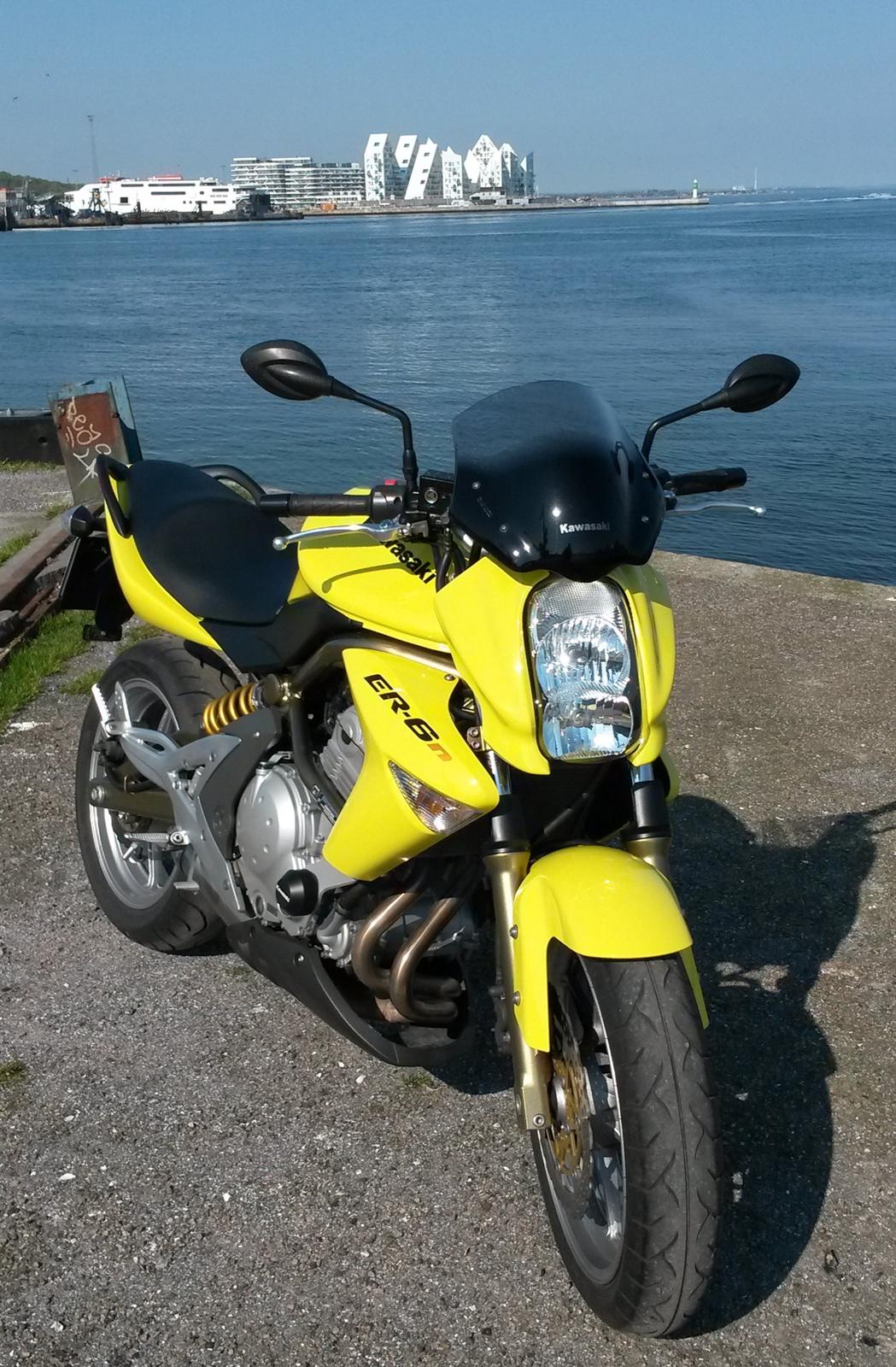 Kawasaki ER-6n - Bananen - på havnen billede 9