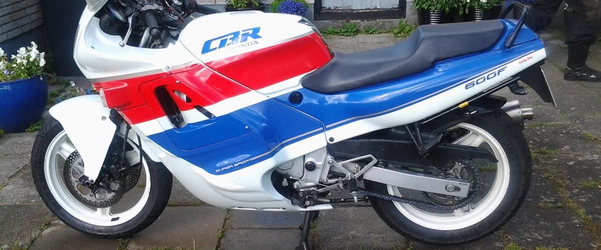  Honda  CBR 600 F1  Solgt 1990  En 600 der kan v re en 