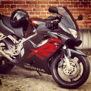 Honda CBR 600 F4