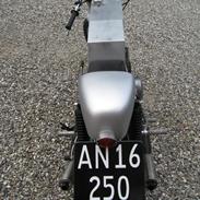 Suzuki T250 Cafe racer