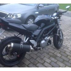 Suzuki SV1000 N Solgt