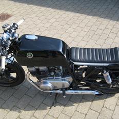 Yamaha Xs 500 Cafe racer ( SOLGT )