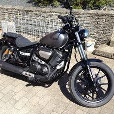 Yamaha XV950R
