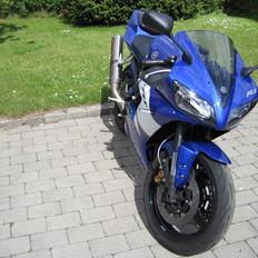 Yamaha Yzf R1