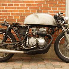 Honda CB 400 F Supersport