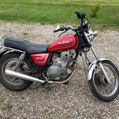 Suzuki GN 250 -solgt- 