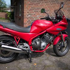 Yamaha XJ 600