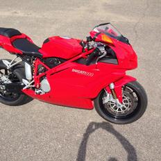 Ducati 999