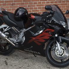 Honda CBR 600 F4