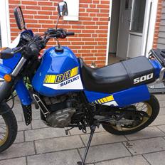 Suzuki Dr 500 s (solgt)