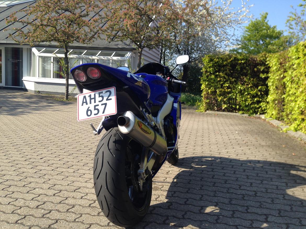 Yamaha YZF R1 billede 9